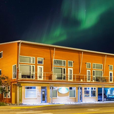 Willa Nn - The Flame - Downtown 1-Bed 2-Bath Whitehorse Zewnętrze zdjęcie
